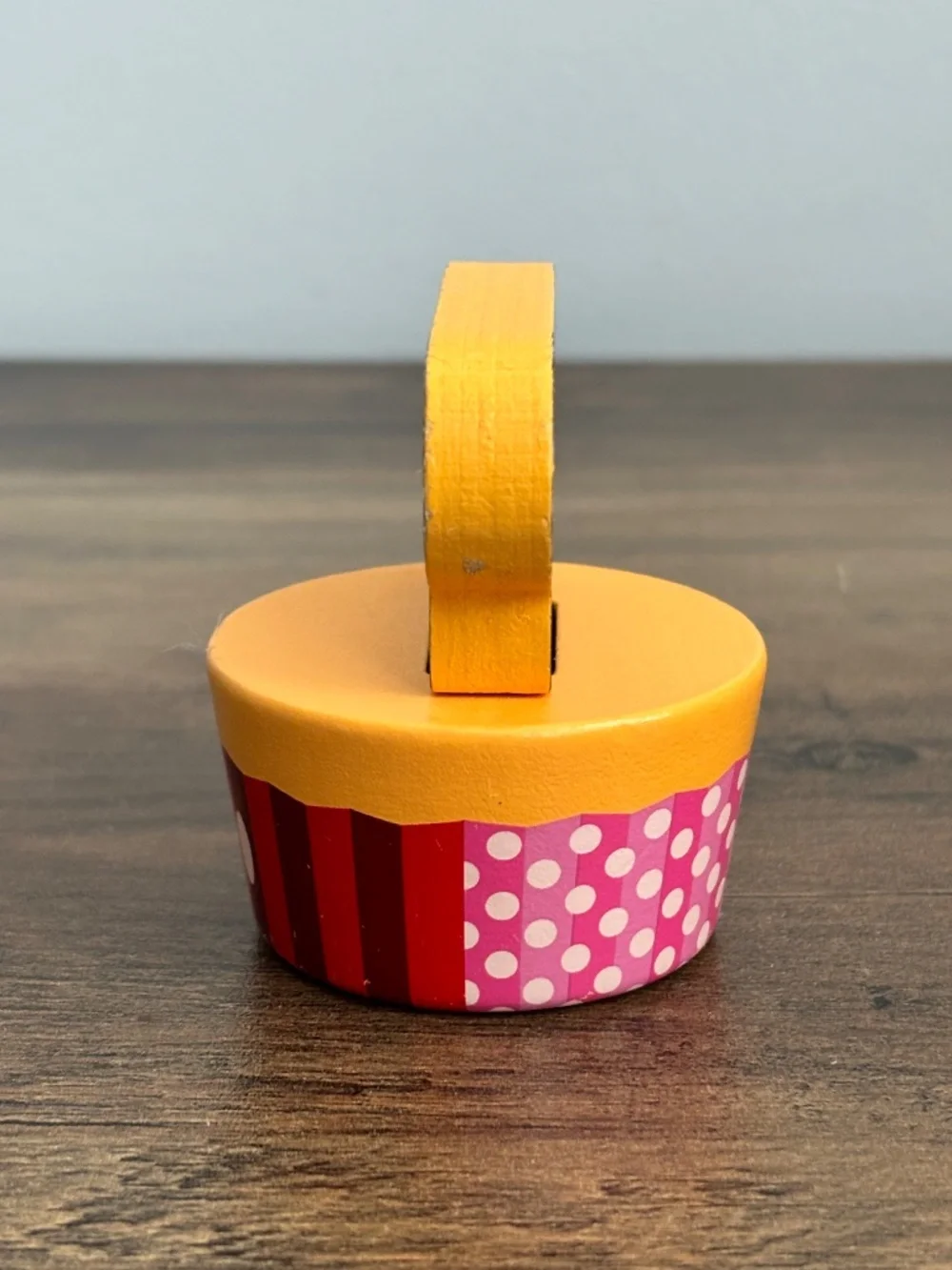 Melissa & Doug Disney Snacks Wooden Minnie Mickey Mouse Cupcake Replacement Toy